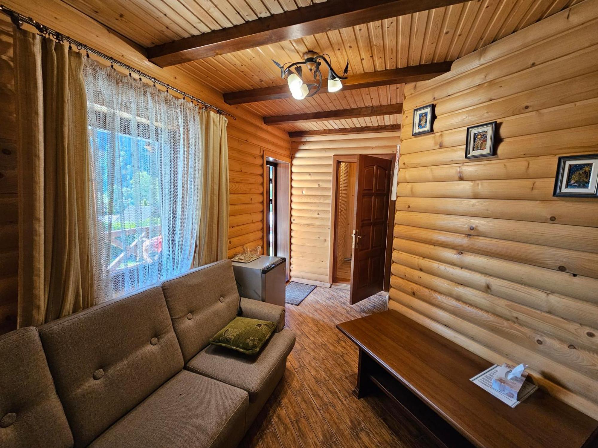Guesthouse Kolo Druziv Tatariv Εξωτερικό φωτογραφία