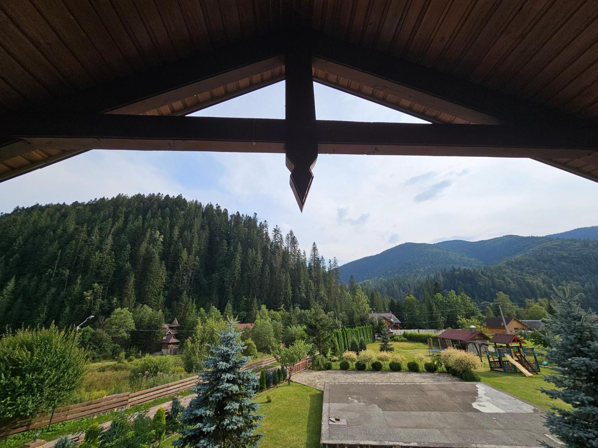 Guesthouse Kolo Druziv Tatariv Εξωτερικό φωτογραφία