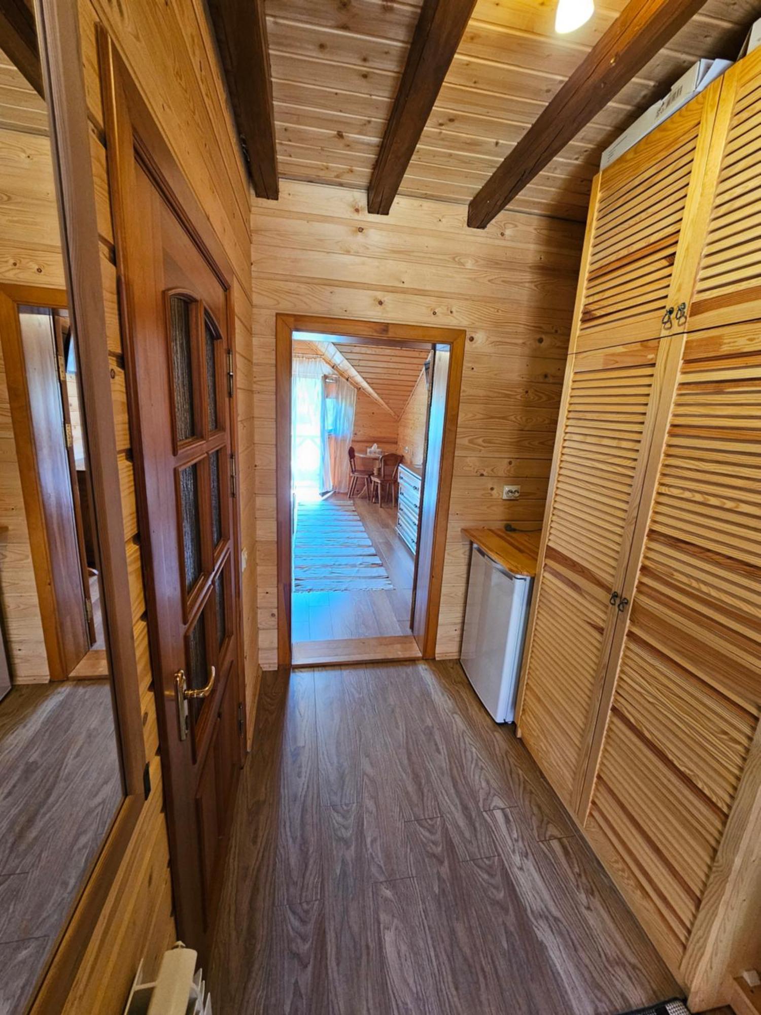 Guesthouse Kolo Druziv Tatariv Εξωτερικό φωτογραφία